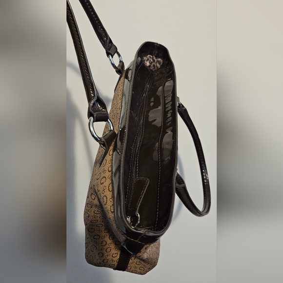 Guess Brown Signature Shoulder Tote Bag - Picture 12 of 15